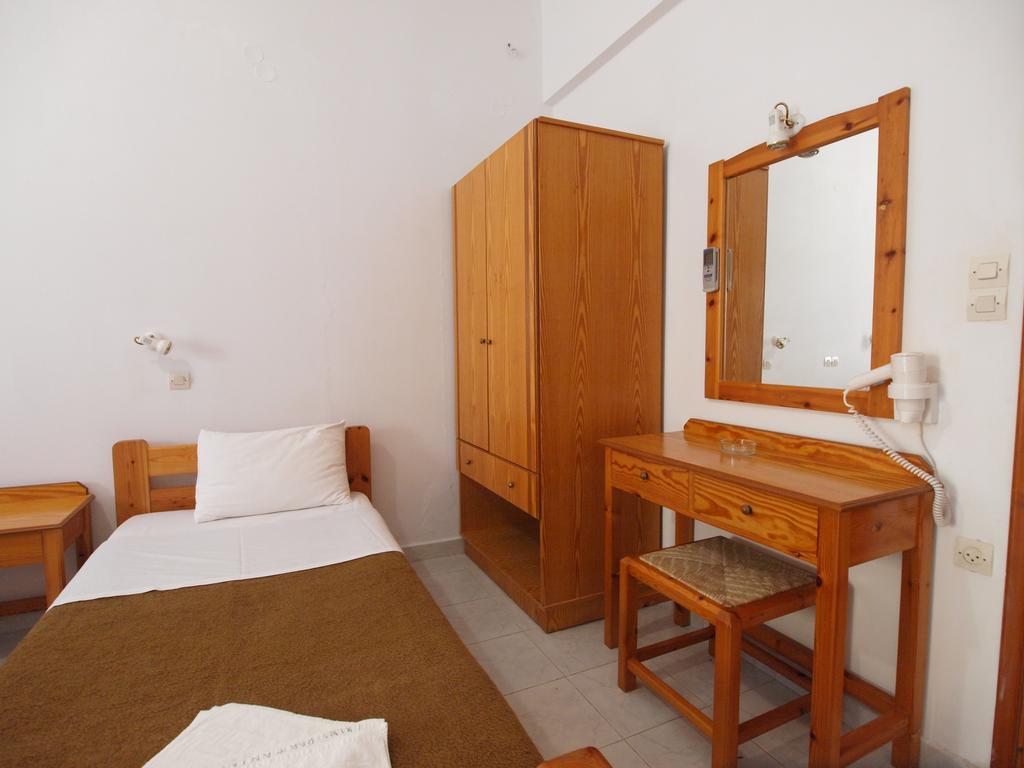 Irini Apartments Platanés Quarto foto