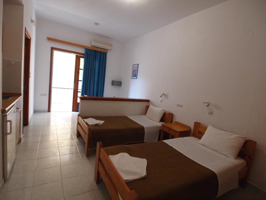 Irini Apartments Platanés Quarto foto